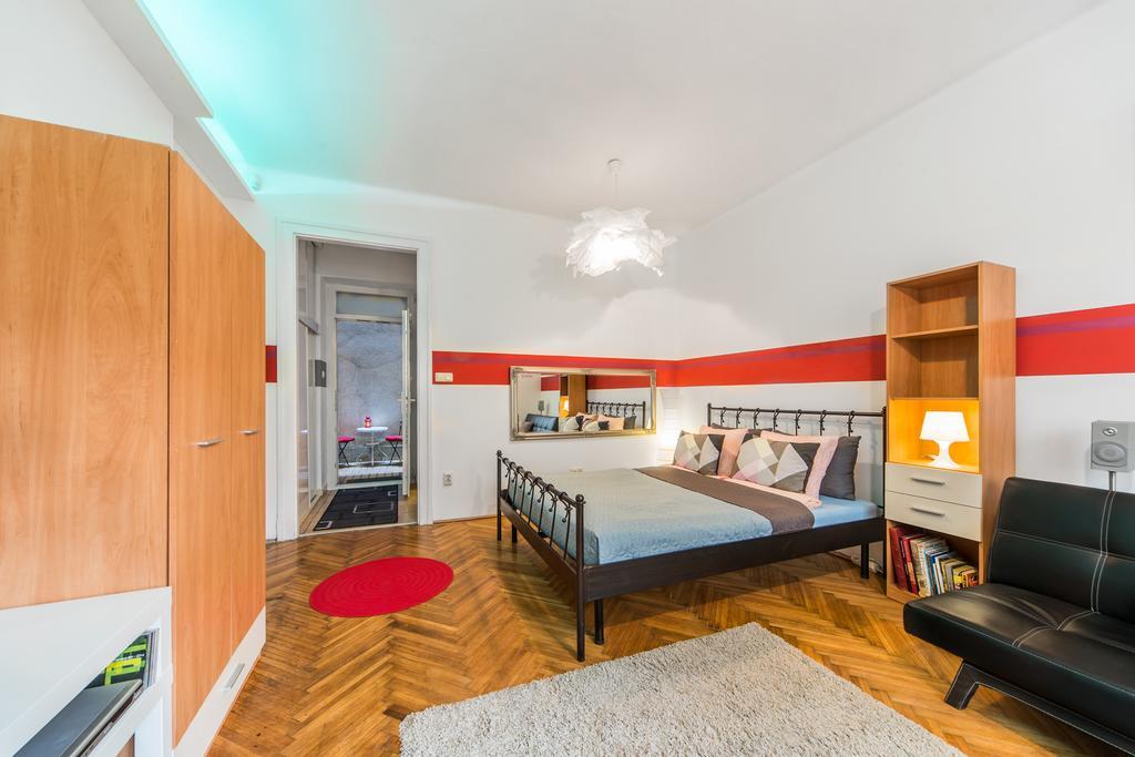 Perfect Holiday Apartment بودابست المظهر الخارجي الصورة